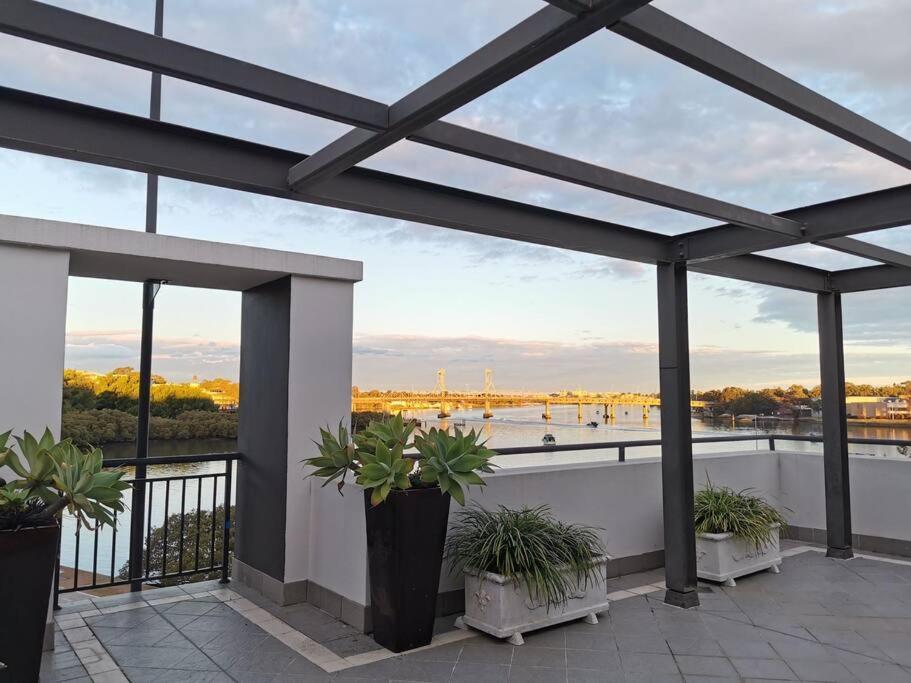 Breathtaking Waterfront Penthouse With Bigterrace Near To Olympic Park Apartment